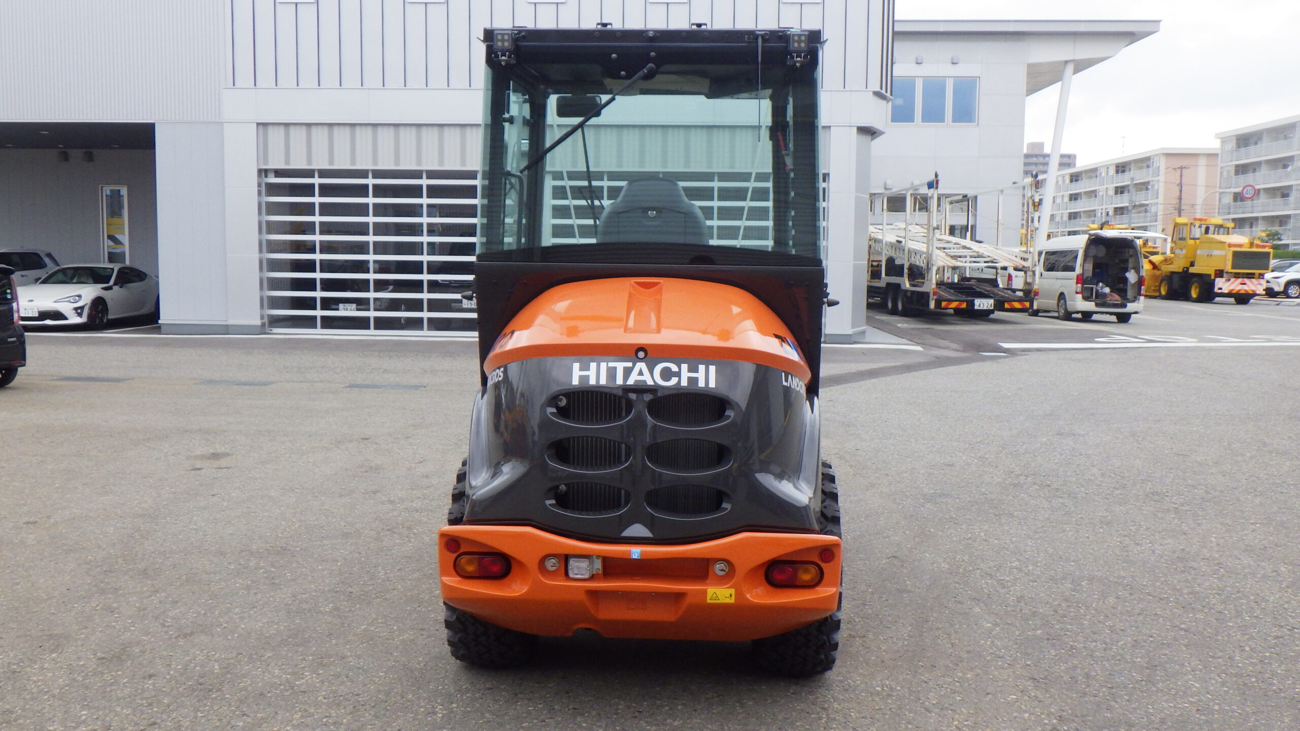 日立 ミニホイールローダー ＺW30　未使用車　NO.1