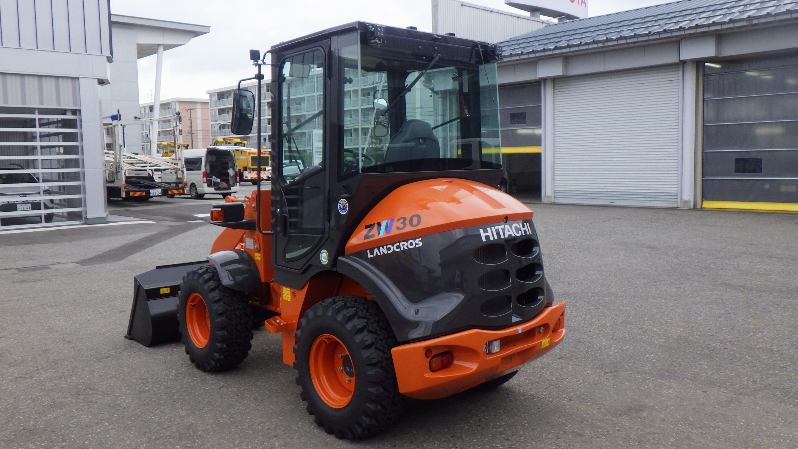 日立 ミニホイールローダー ＺW30　未使用車　NO.1